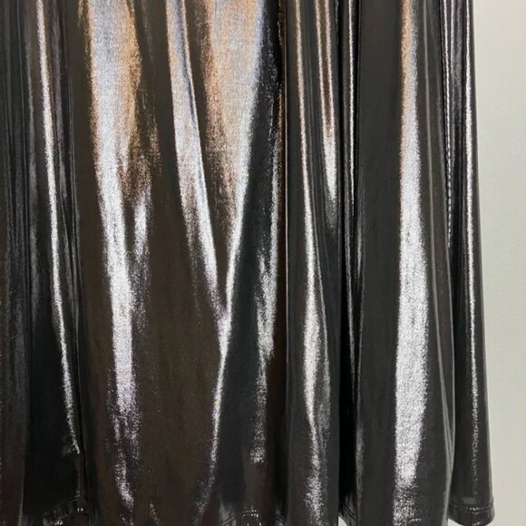 Torrid Silver Gray Liquid Flowing Metallic Flare Skirt - Picture 5 of 6